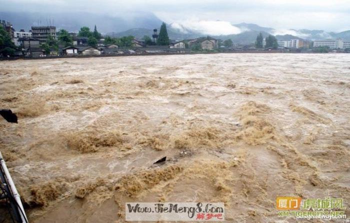 夢見發特別猛的大水 夢見水流很猛